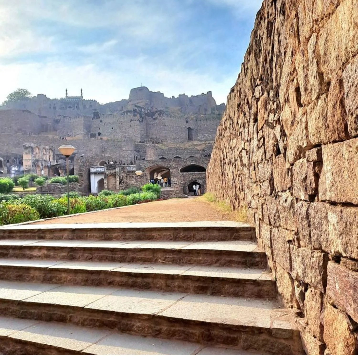 Travel to Hampi – Scenic Journey